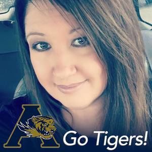 Meet your Posher, Kimberly